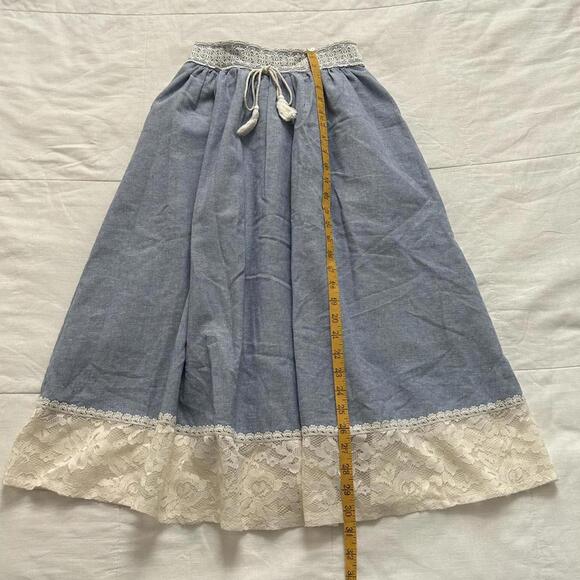 Axes Femme Blue chambray denim midi skirt with white lace trim and bow detail - Picture 7 of 8